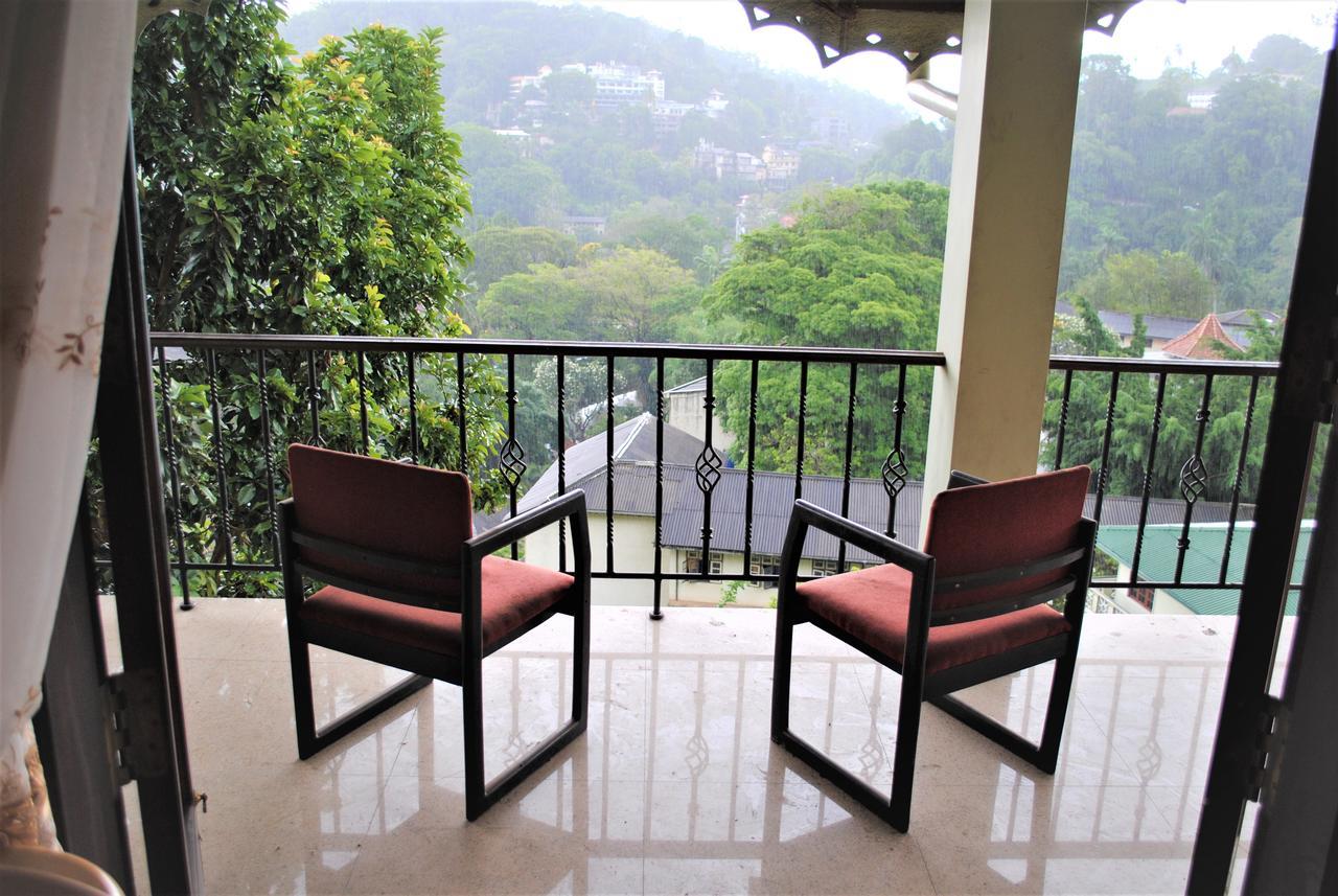 Breeze Villa Kandy Eksteriør billede