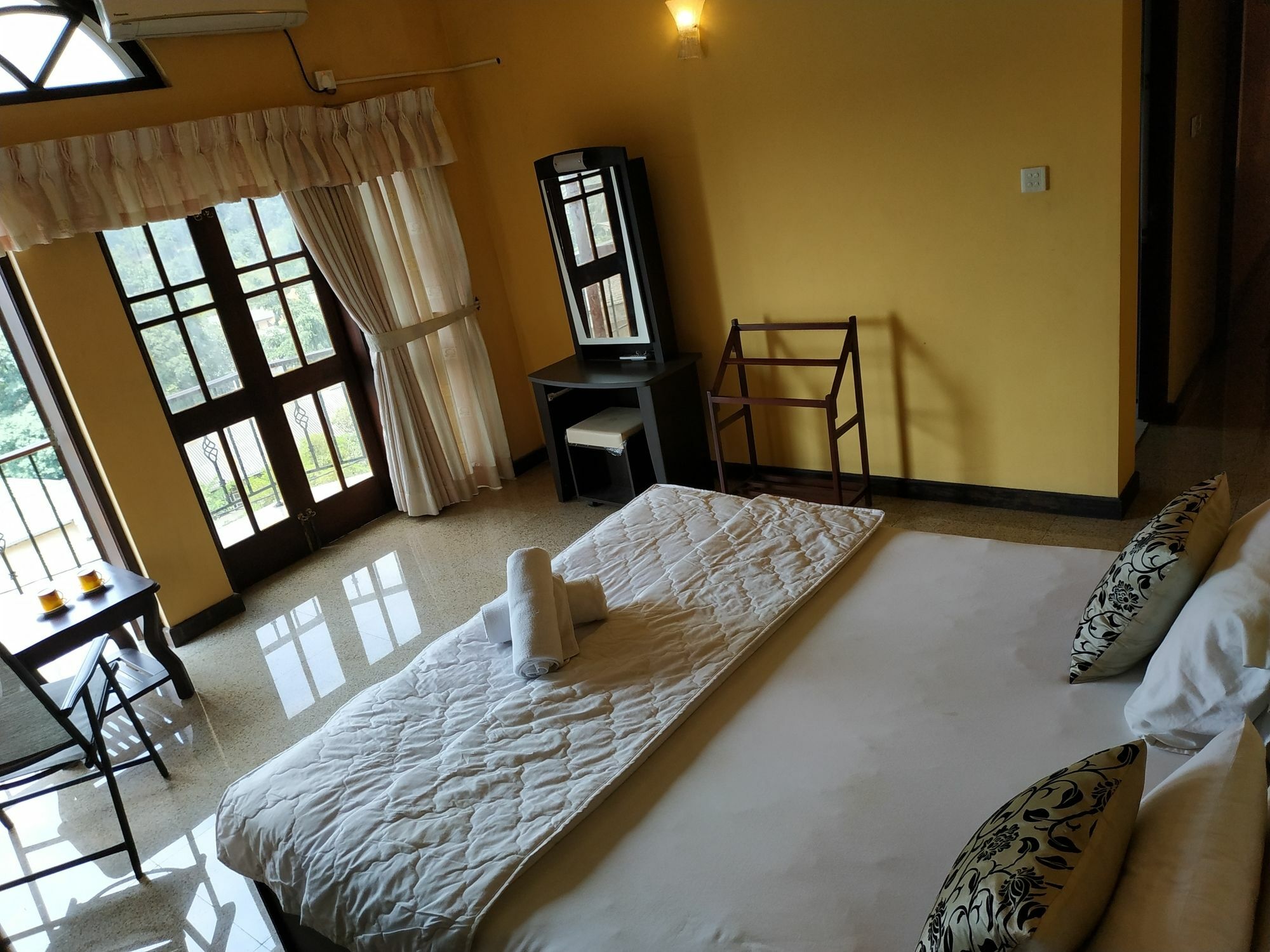 Breeze Villa Kandy Eksteriør billede
